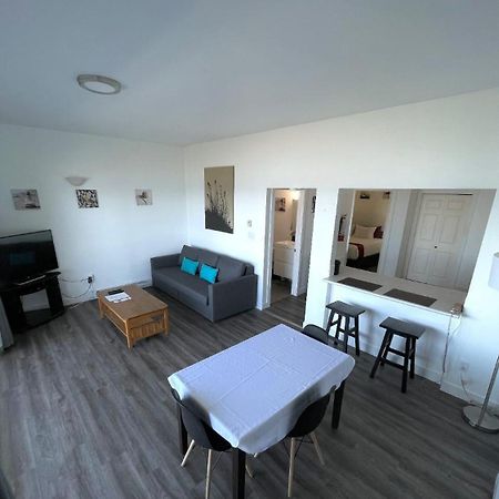 Sand Pebbles Inn Qualicum Beach Ngoại thất bức ảnh